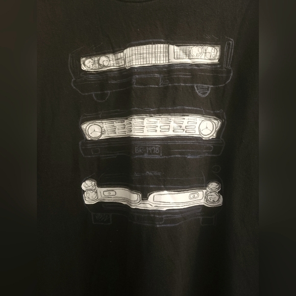 Banana Republic Graphic T, Size XL - Picture 2 of 4